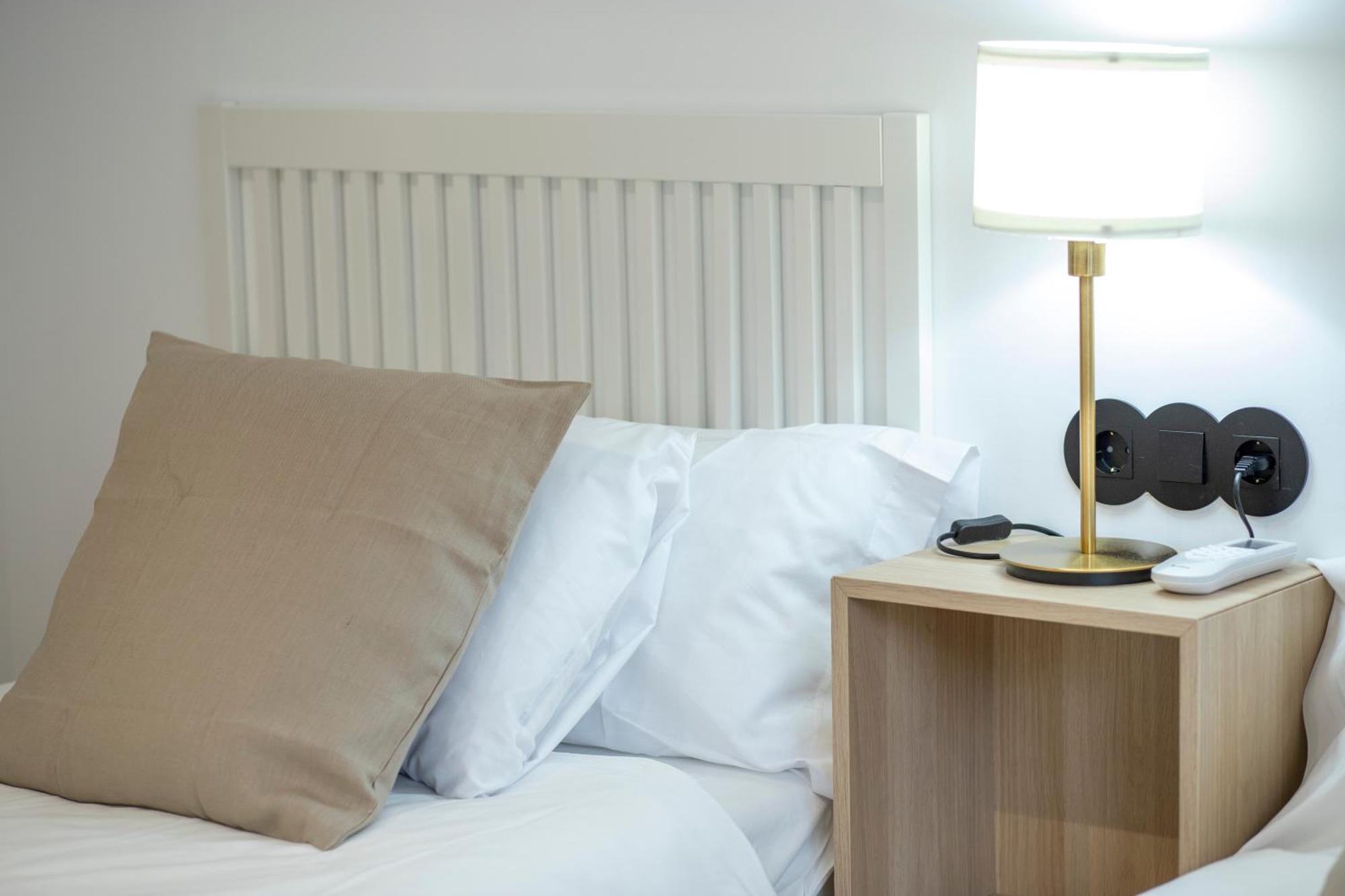 Apartamentos Mlc Ciudad De Linares Линарес Экстерьер фото