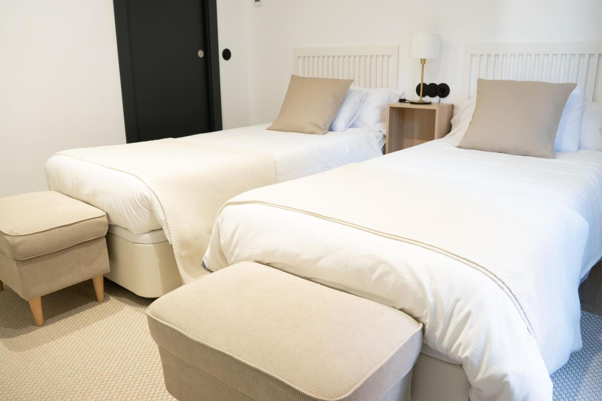Apartamentos Mlc Ciudad De Linares Линарес Экстерьер фото