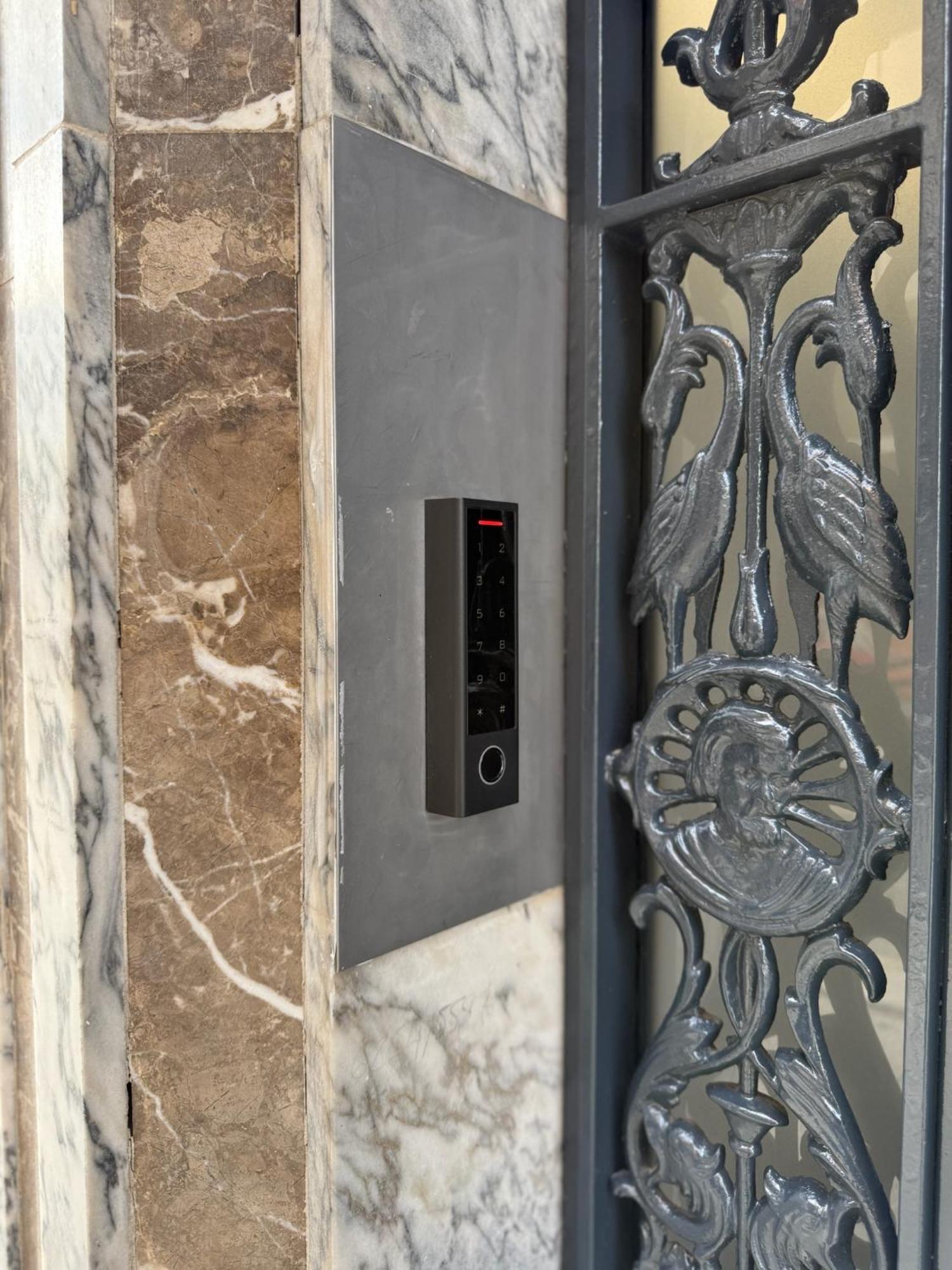 Apartamentos Mlc Ciudad De Linares Линарес Экстерьер фото