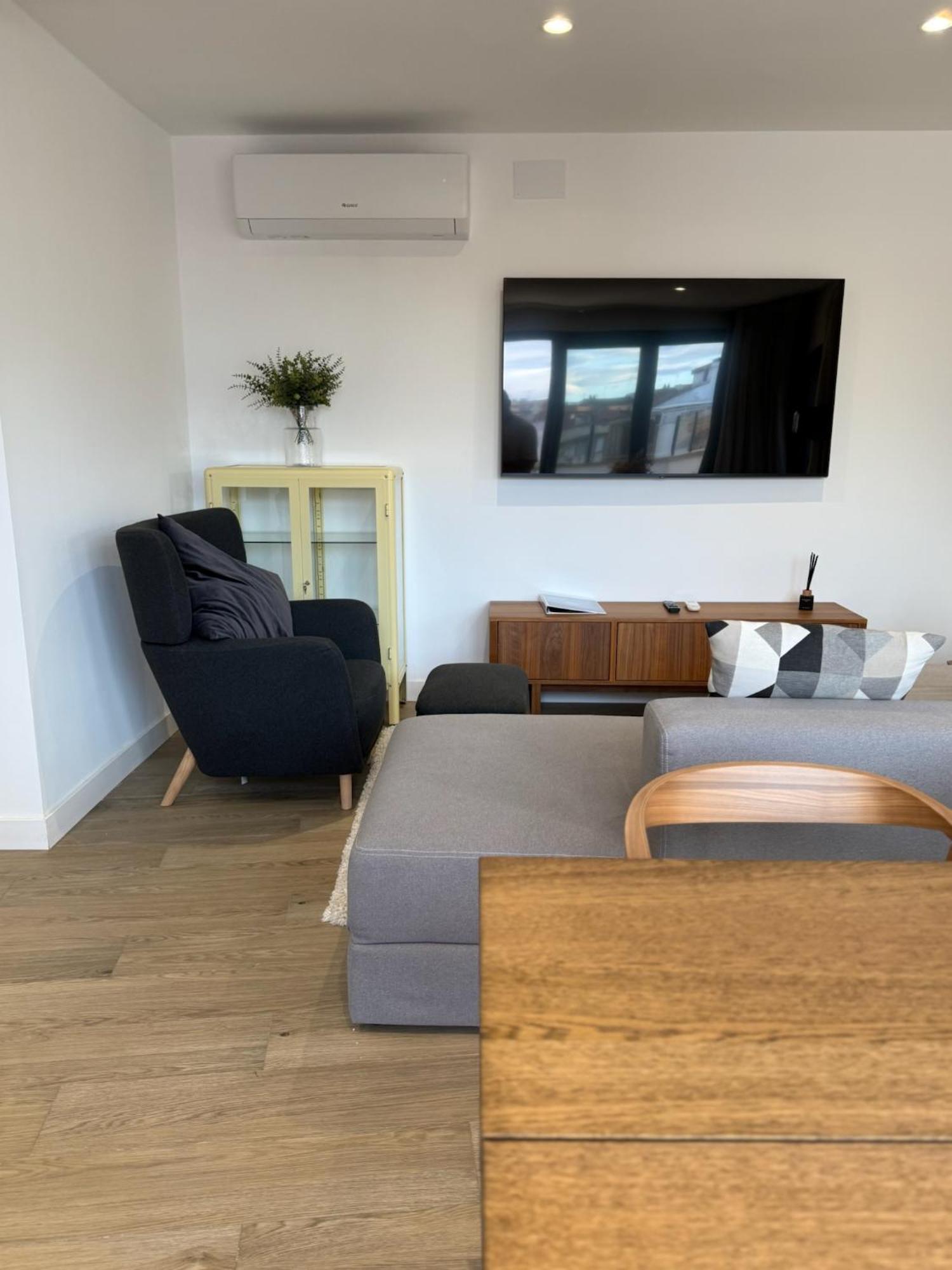 Apartamentos Mlc Ciudad De Linares Линарес Экстерьер фото